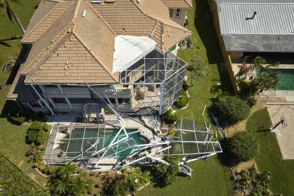 Lanai Removal in Hudson